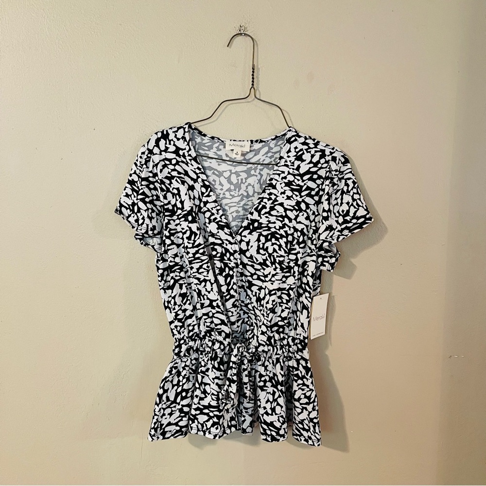 NWT Black and White Printed Peplum Top